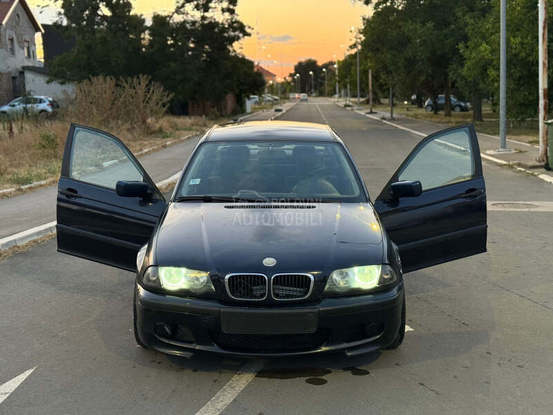 BMW 320 
