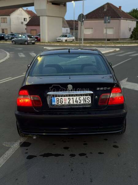 BMW 320 