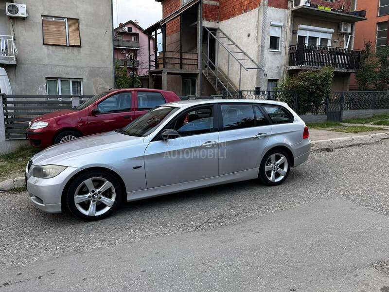 BMW 320 