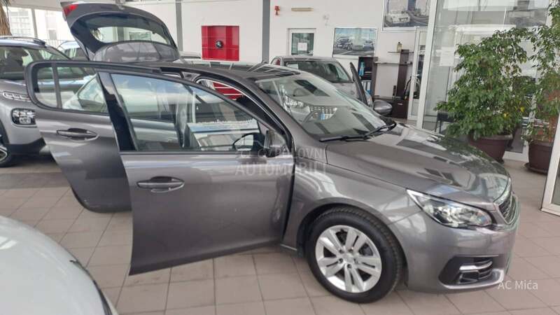 Peugeot 308 1.5 BLU NAV ALU AUT