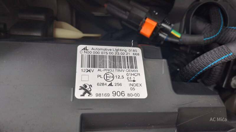 Peugeot 308 1.5 BLU NAV ALU AUT