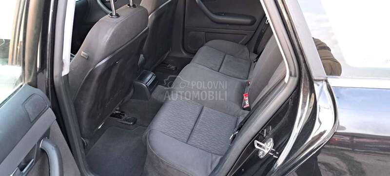 Audi A4 S LINE