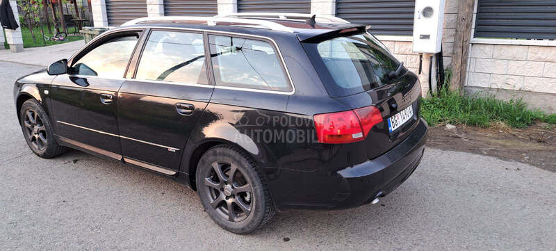 Audi A4 S LINE