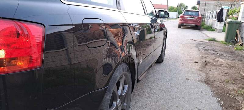 Audi A4 S LINE