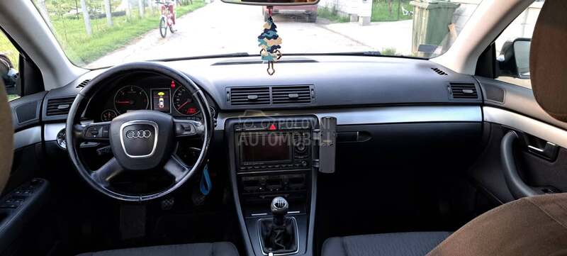 Audi A4 S LINE