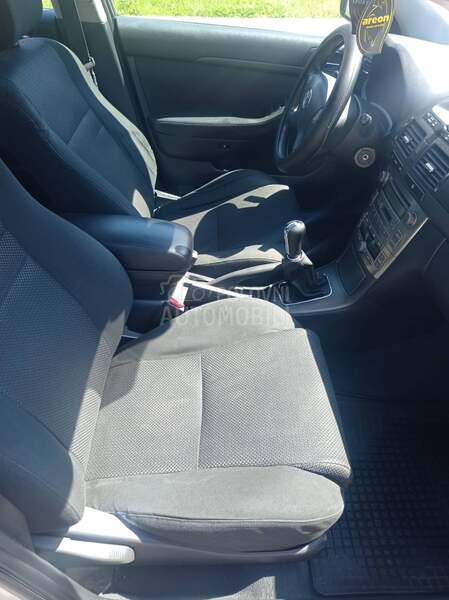 Toyota Avensis D4D