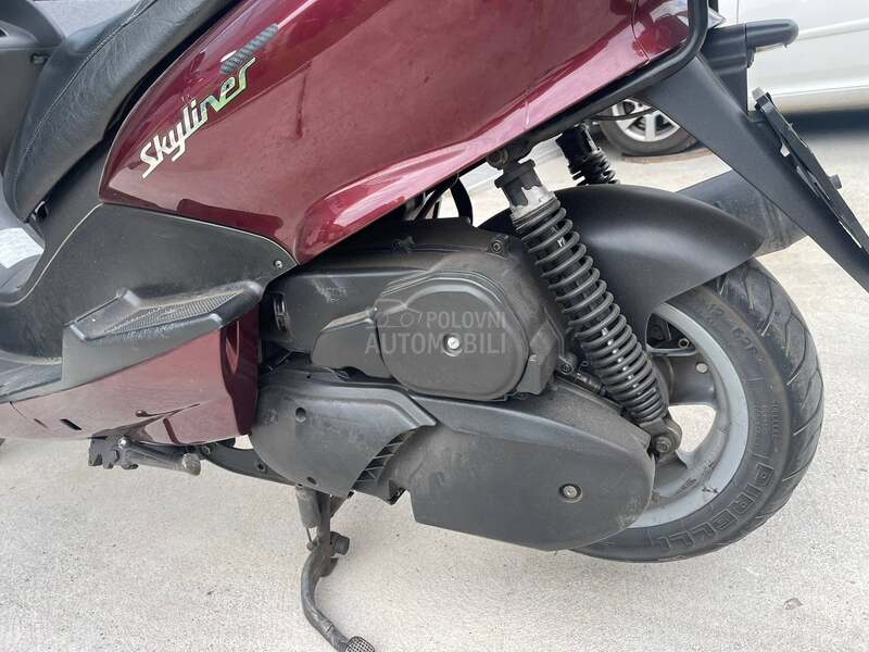Yamaha MBK Skyliner
