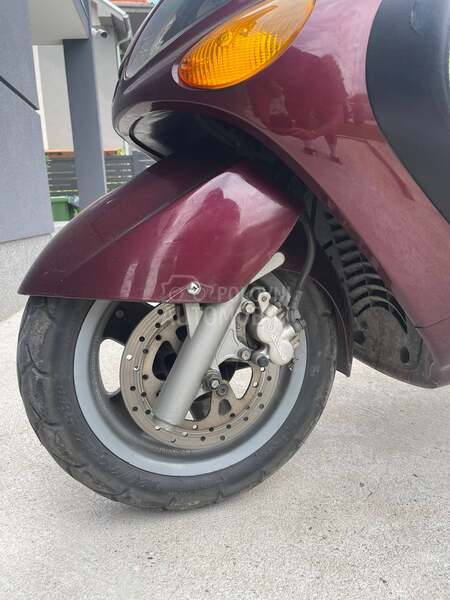Yamaha MBK Skyliner