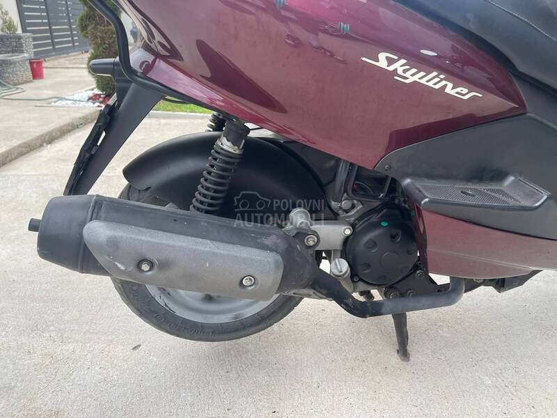 Yamaha MBK Skyliner