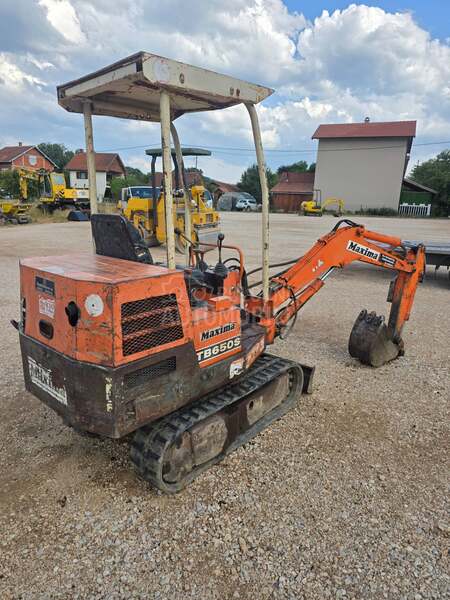 Takeuchi TBS650s 1.2 tone