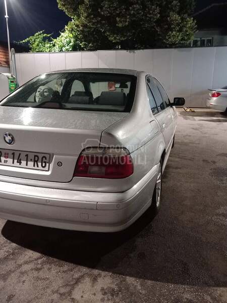 BMW 520 