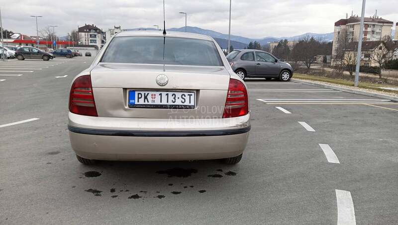 Škoda Superb 