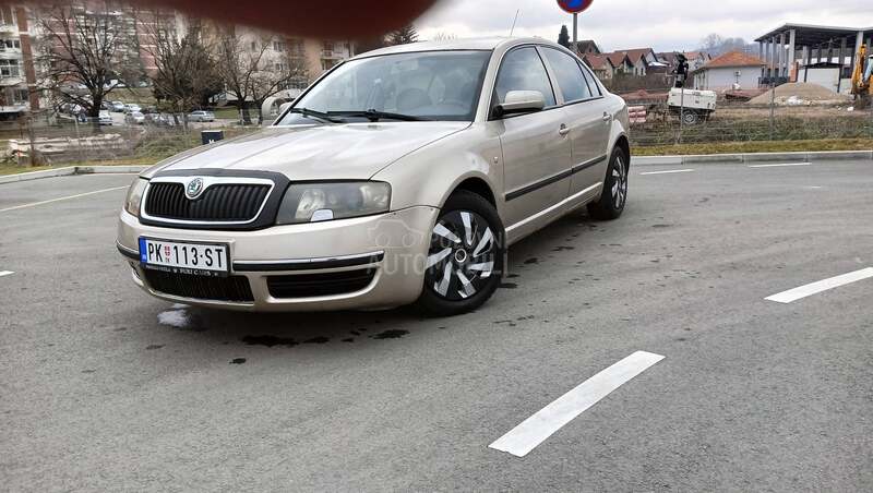 Škoda Superb 