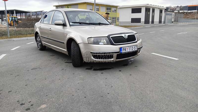 Škoda Superb 