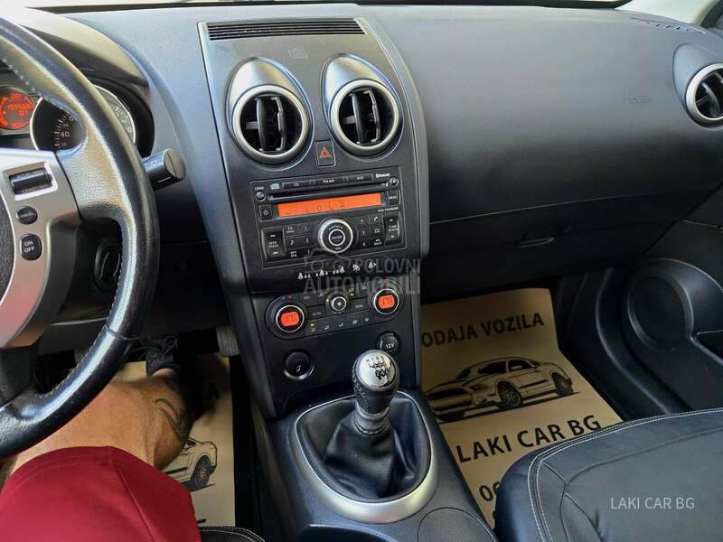 Nissan Qashqai PANO 2.0 b