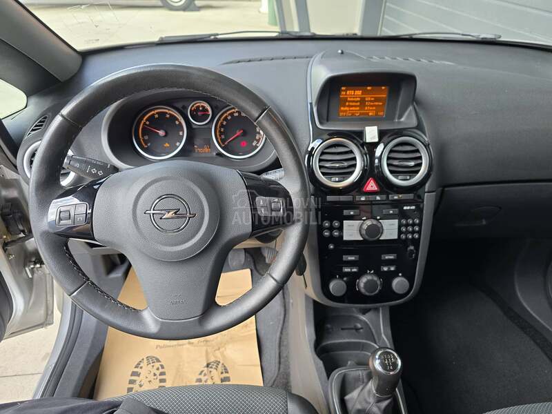 Opel Corsa D 1.3 CDTI COSMO