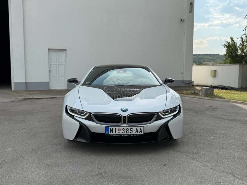 BMW i8 Coupe