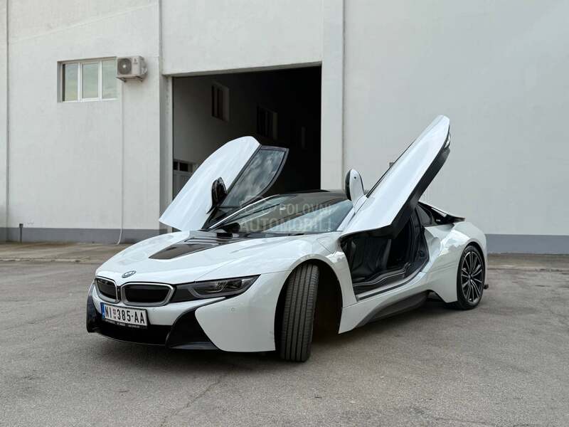 BMW i8 Coupe