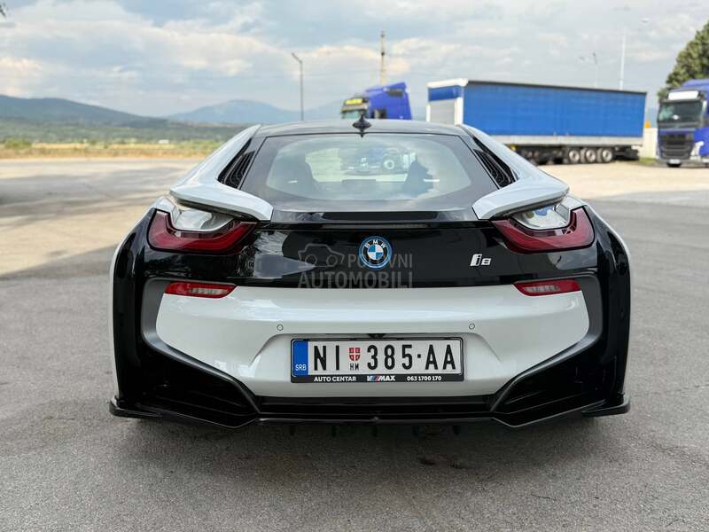 BMW i8 Coupe