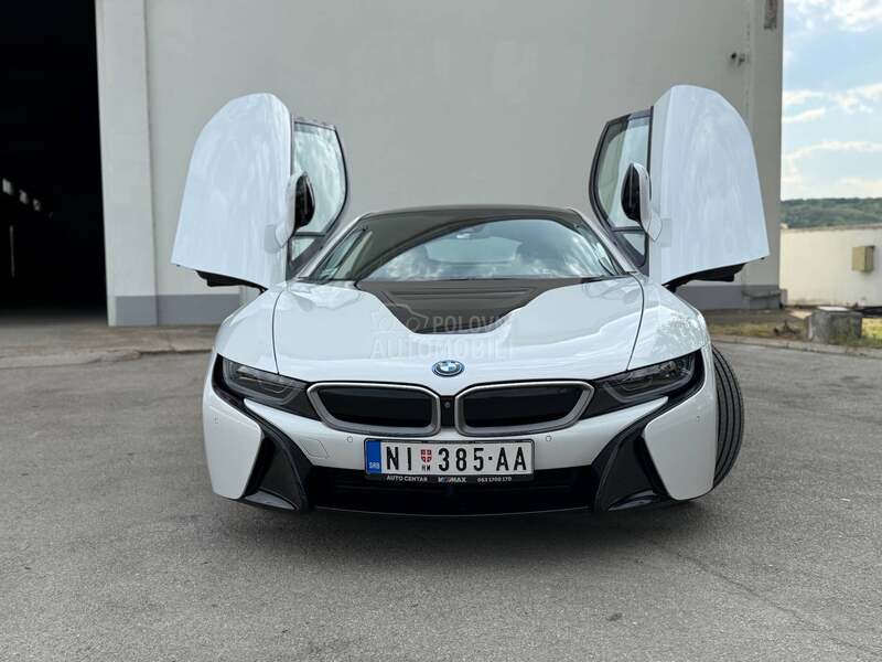 BMW i8 Coupe