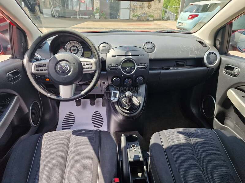 Mazda 2 1.5
