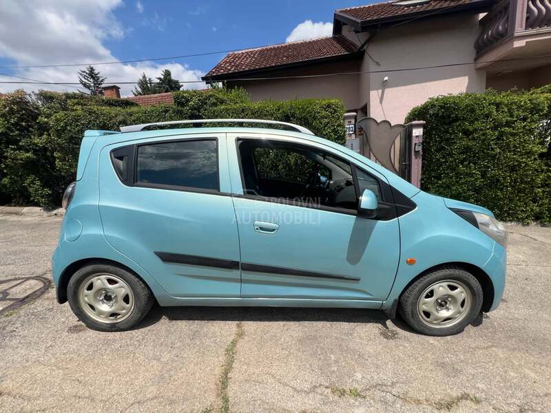 Chevrolet Spark 