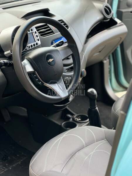 Chevrolet Spark 