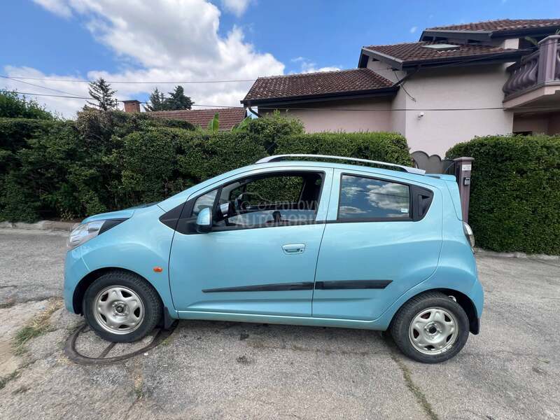 Chevrolet Spark 