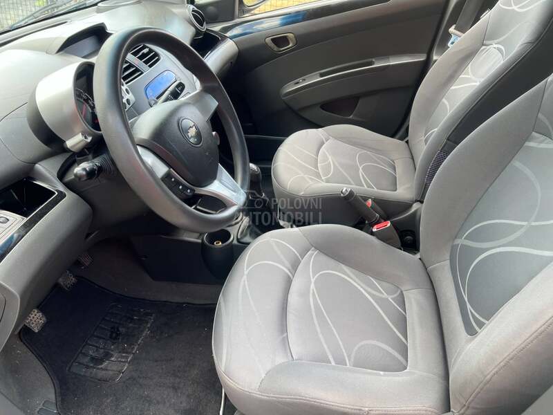 Chevrolet Spark 