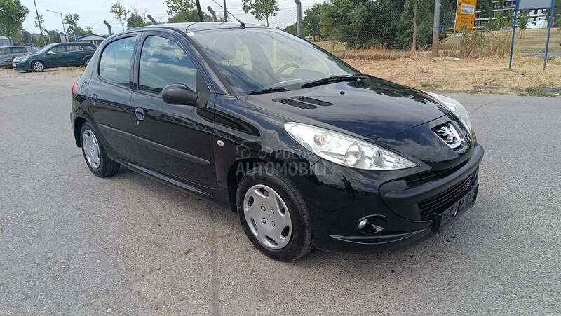 Peugeot 206 plus 1.1