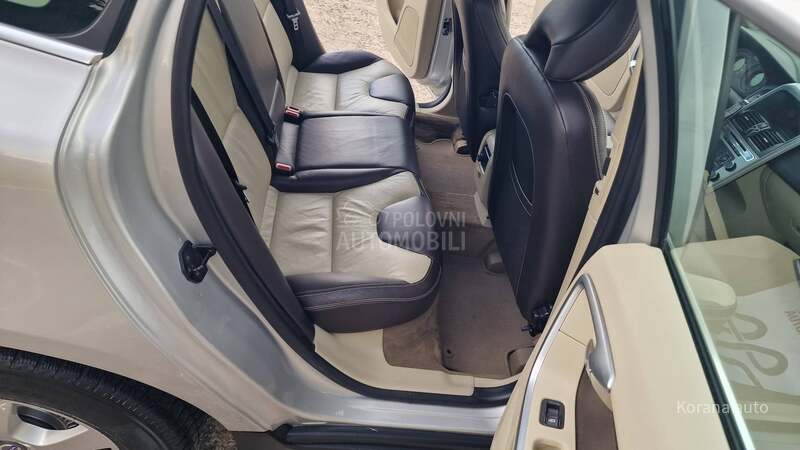 Volvo XC60 2.4 D5 SUMUM