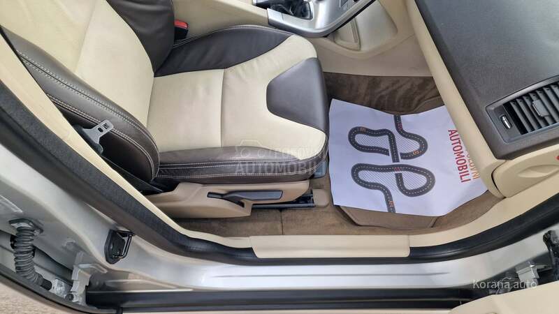 Volvo XC60 2.4 D5 SUMUM