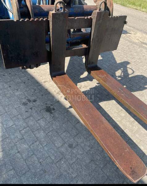 Terex Schaef SKL877