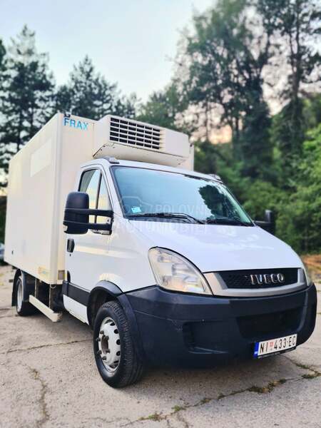 Iveco DAILY HLADNJACA CNG KLIMA