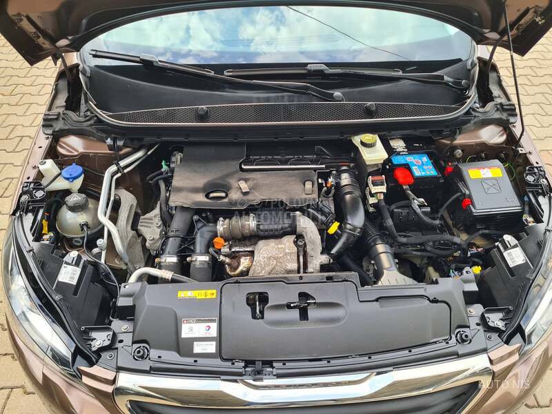 Peugeot 308 1.6 HDI ALLURE