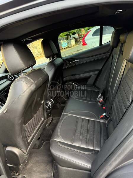 Alfa Romeo Stelvio 2.2 Q4 PANO