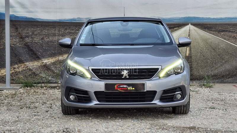 Peugeot 308 KAMERA/N.A.V/L.E.D