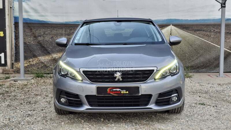 Peugeot 308 KAMERA/N.A.V/L.E.D