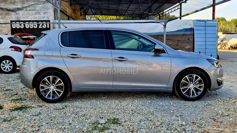 Peugeot 308 1.2-1.0.0 .K.M
