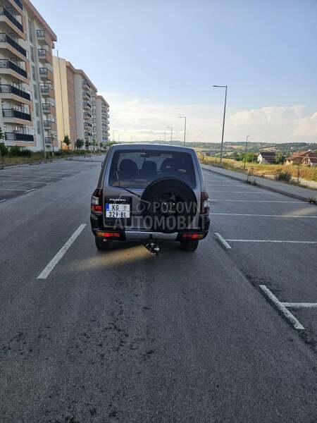 Mitsubishi Pajero 