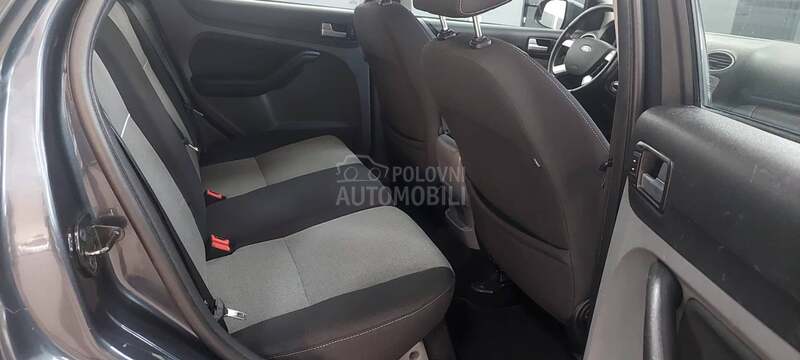 Ford Focus 1.6 16v