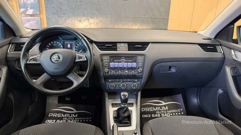 Škoda Octavia //1.6 TDI//N.AVI/FUL