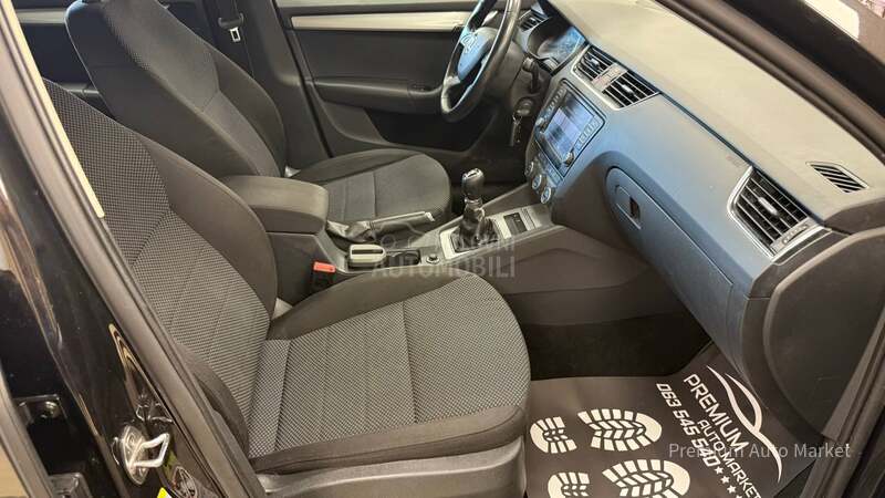Škoda Octavia //1.6 TDI//N.AVI/FUL