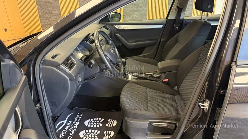 Škoda Octavia //1.6 TDI//N.AVI/FUL