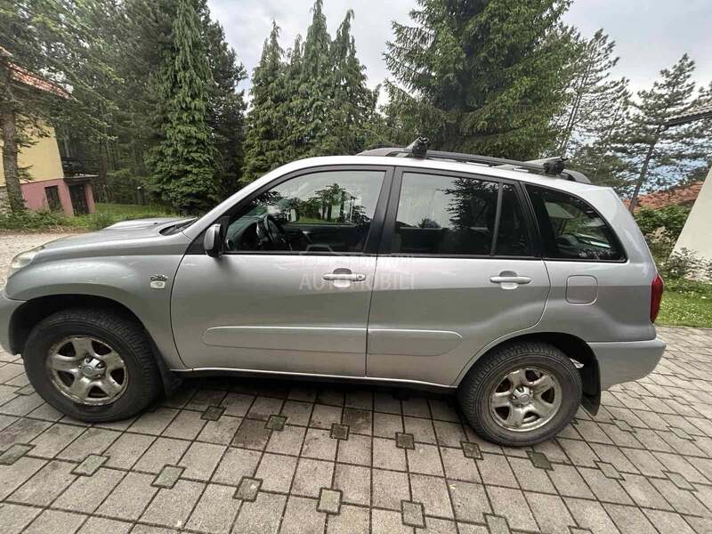 Toyota RAV 4 2.0 D4D Luna