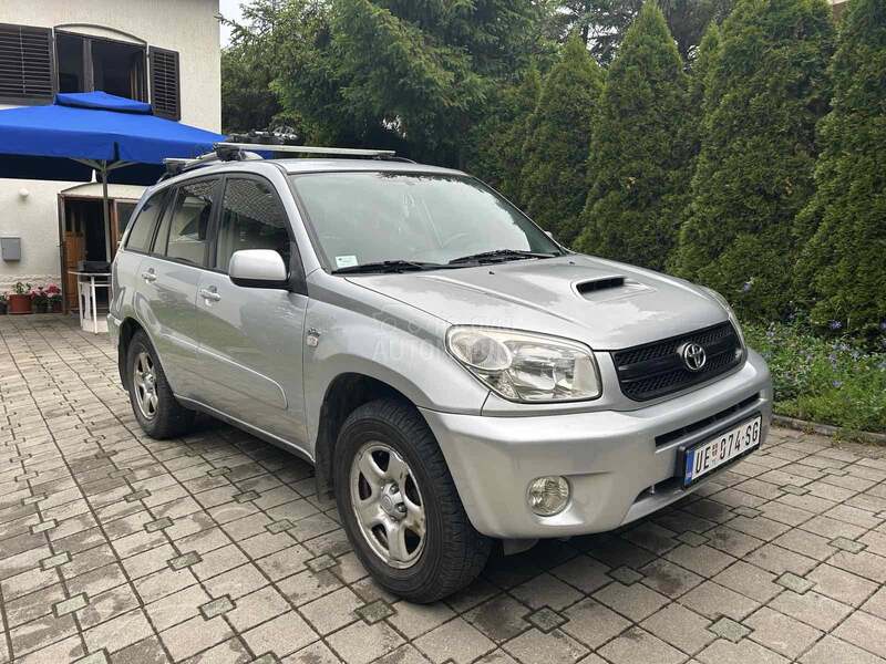 Toyota RAV 4 2.0 D4D Luna