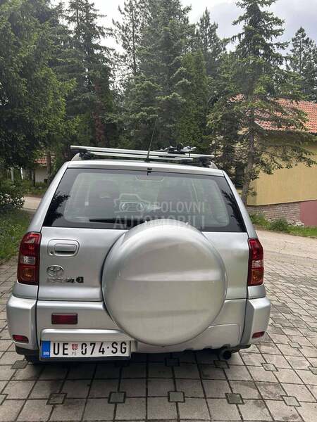 Toyota RAV 4 2.0 D4D Luna
