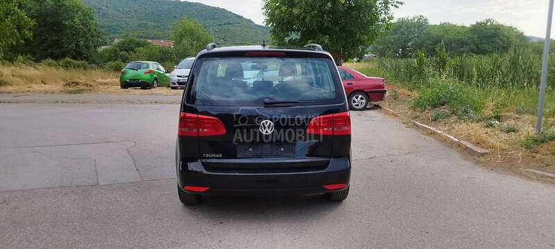 Volkswagen Touran 