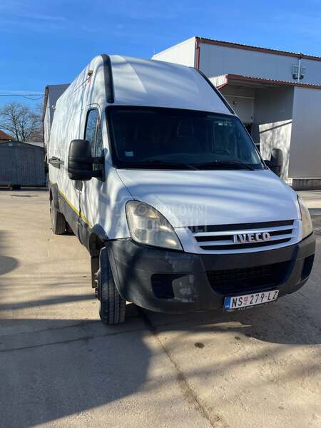 Iveco Daily 65 C18