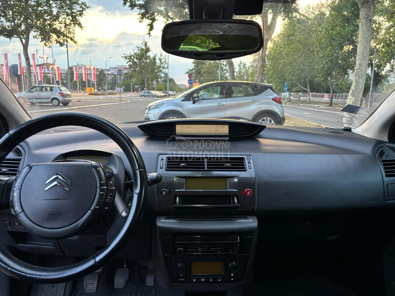 Citroen C4 1.6 REZERVISAN